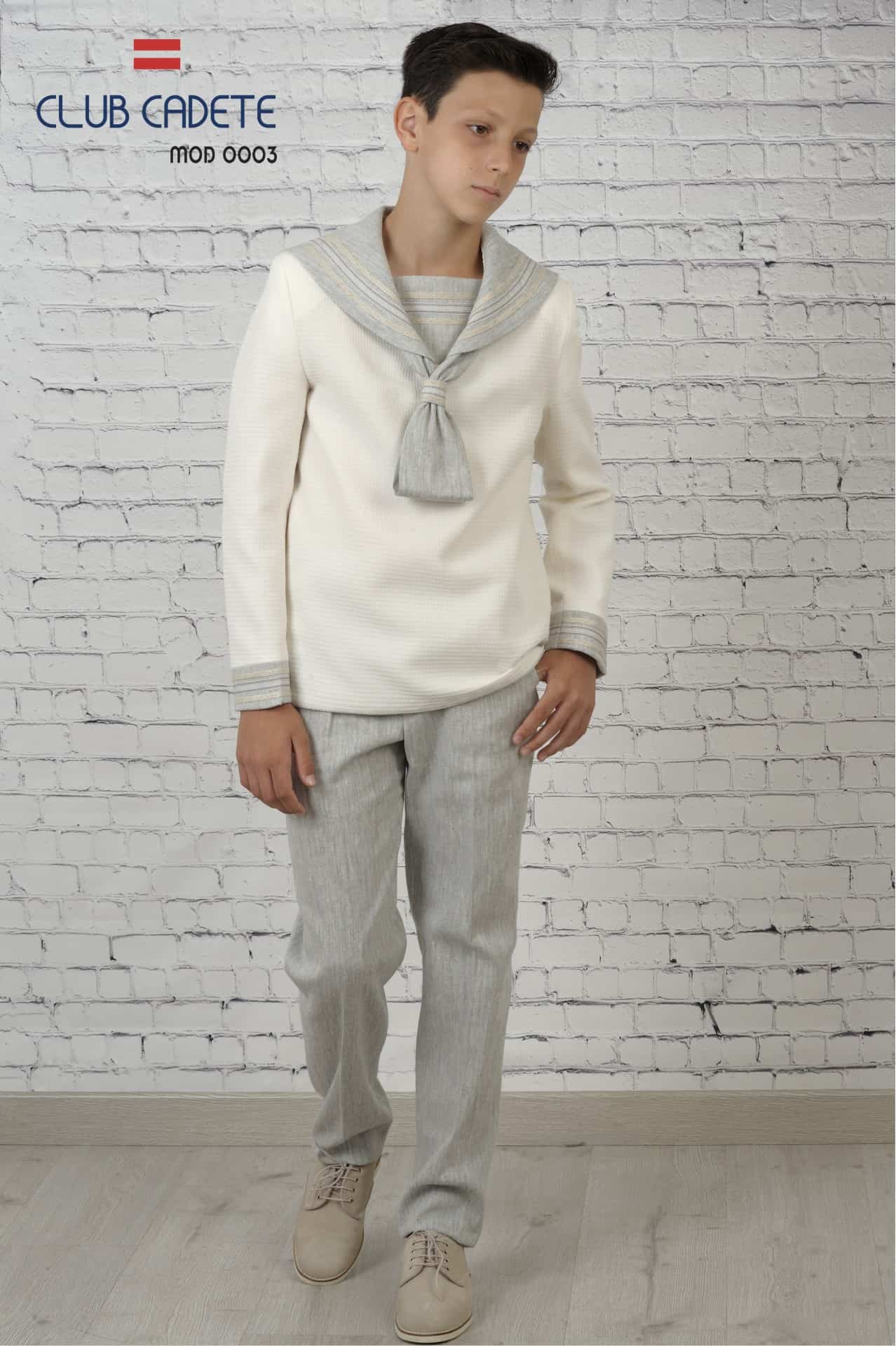 Traje de comunión para niño en Valencia.